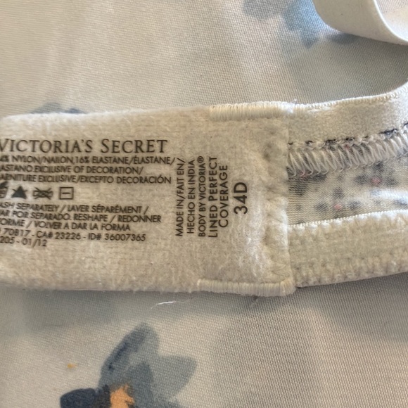 Bra - Picture 3 of 4